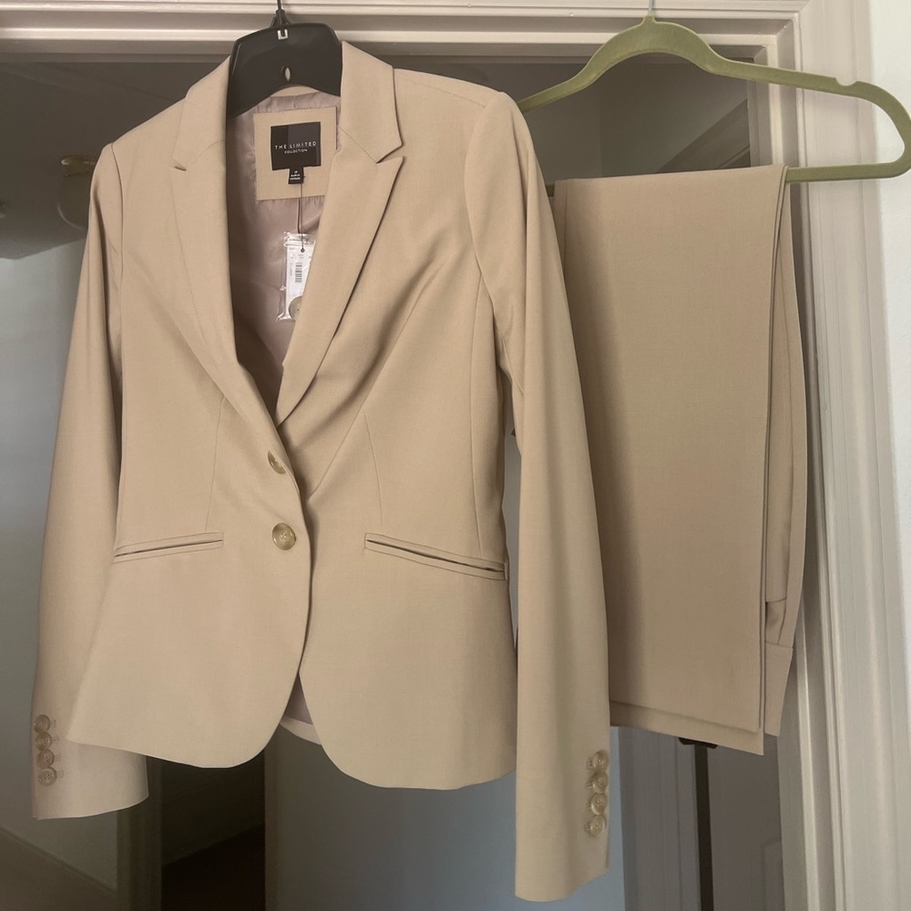The Limited suit